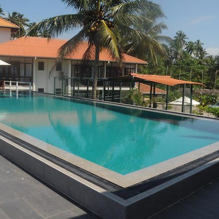 White Villa Resort Ahungalla Exterior photo