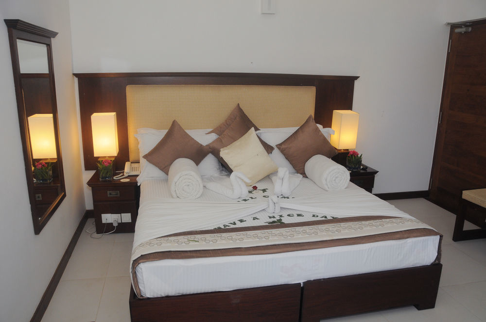 White Villa Resort Ahungalla Exterior photo