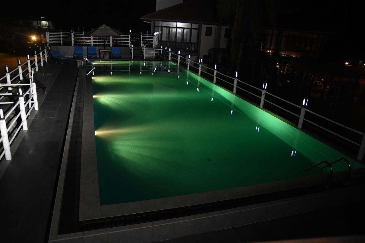 White Villa Resort Ahungalla Exterior photo